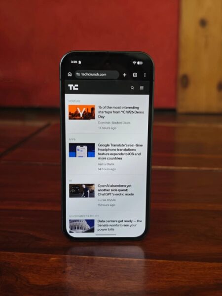 У Pixel 10a нет выступа камеры, и это здорово. 4 b1f70203cf29a9d375bdc60607f9dd19