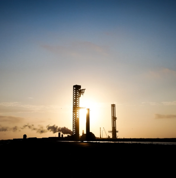 Компания SpaceX готовится к 12-му полету.