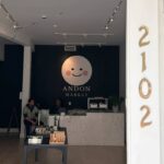 Магазин Andon Market, светлый интерьер, номер помещения 2102, уютная атмосфера, витрина.