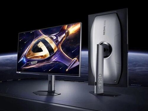 Монитор Redmi для геймеров с изображением космического корабля на экране, вид спереди и сзади.