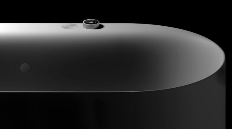 Современный дизайн ванны с технологичным терморегулятором на черном фоне.