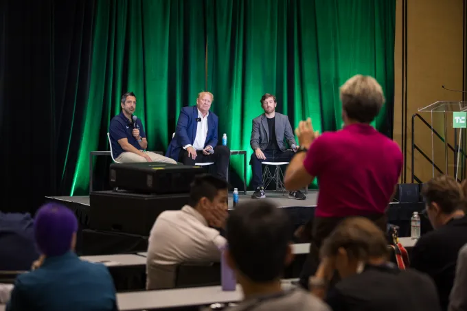 Сессия секций TechCrunch Disrupt 2024