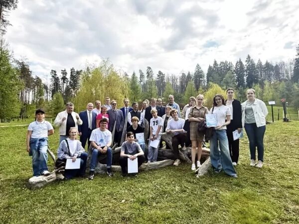 Участники создания «Сада учёных»