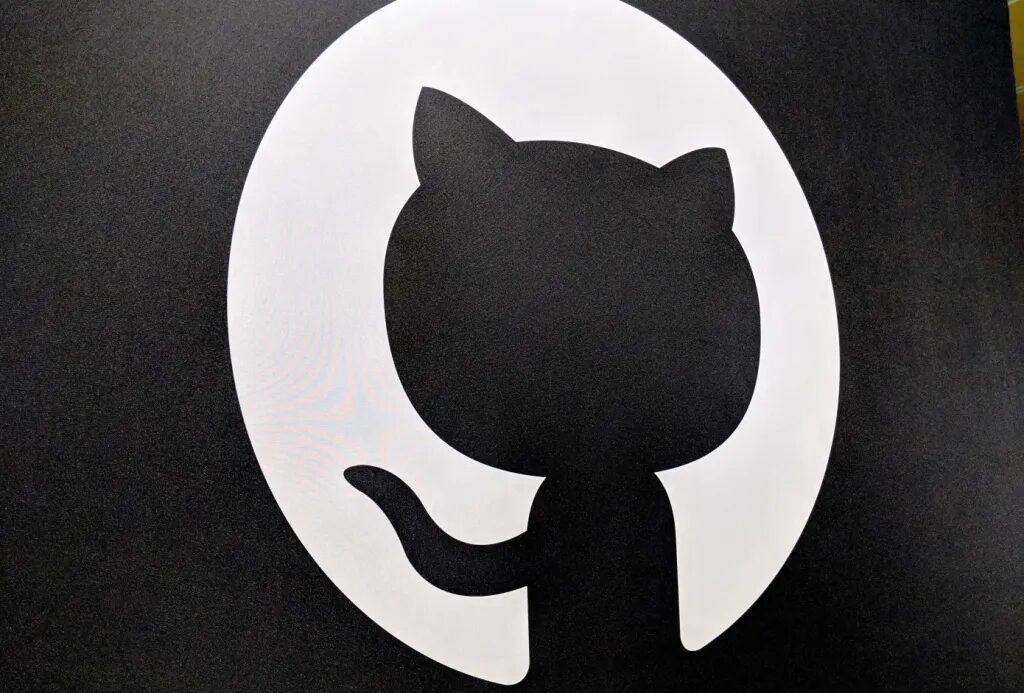 силуэт кошки на GitHub