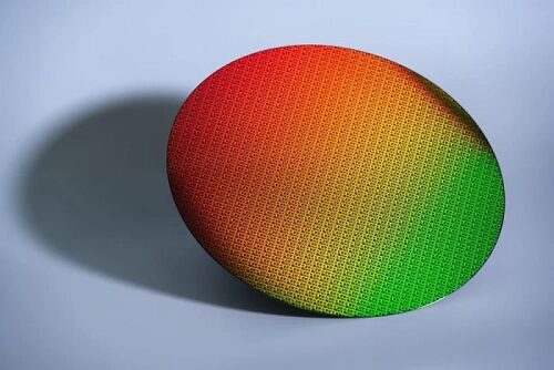 Intel заставляет переходить на современные процессоры, отказывая партнёрам в поставках возрастных моделей Intel заставляет переходить на современные процессоры, отказывая партнёрам в поставках возрастных моделей