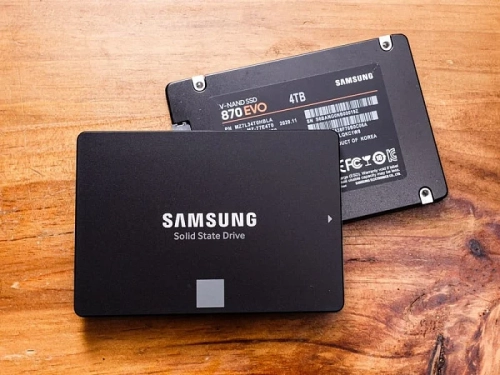 Стоимость накопителя Samsung 870 EVO 8TB с интерфейсом SATA III превысила $4000