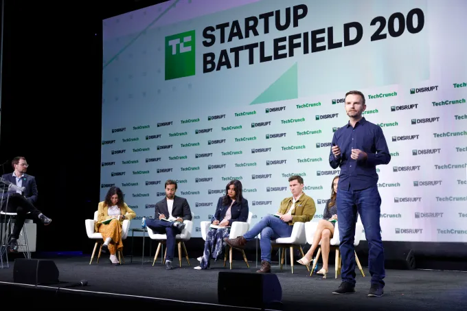 Поле битвы стартапов TechCrunch