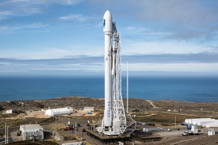 Подкаст Engadget: Разбираемся в запутанном IPO SpaceX (и в еще более запутанном поступке ее генерального директора)