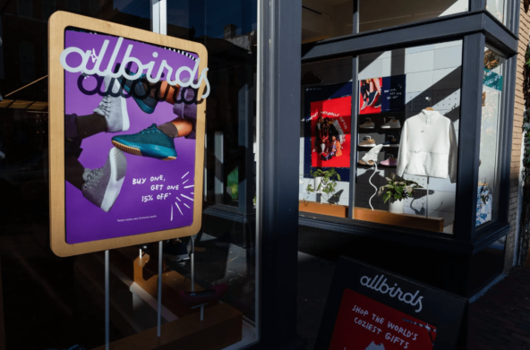 Производитель экообуви Allbirds, который решил заняться продажей облачных решений для ИИ, официально сменил название — акции выросли на 49%