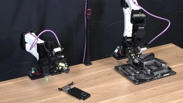 Сами читают статьи и ставят видеокарты: Nvidia показала самообучающихся роботов ENPIRE