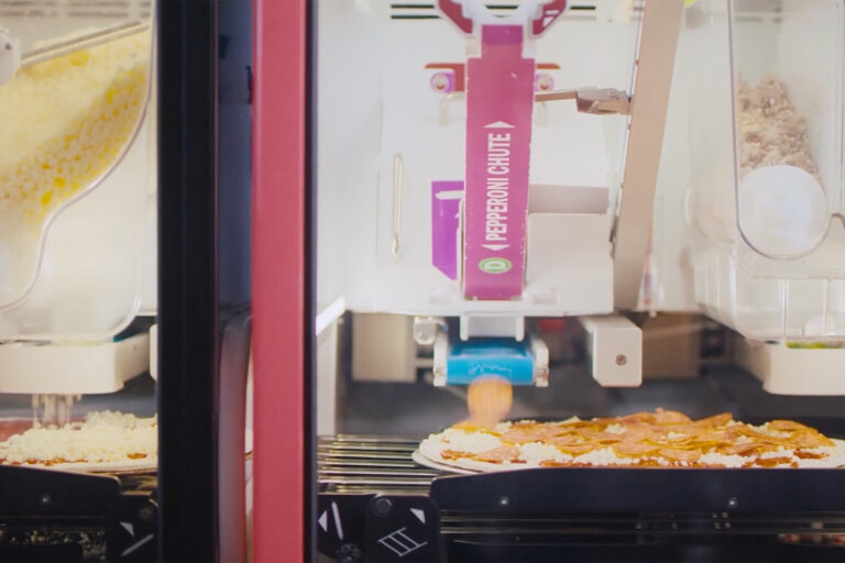 Упс! Совместный с Domino’s стартап в области робототехники, который должен был уволить поваров-пиццерий с работы, только что закрылся