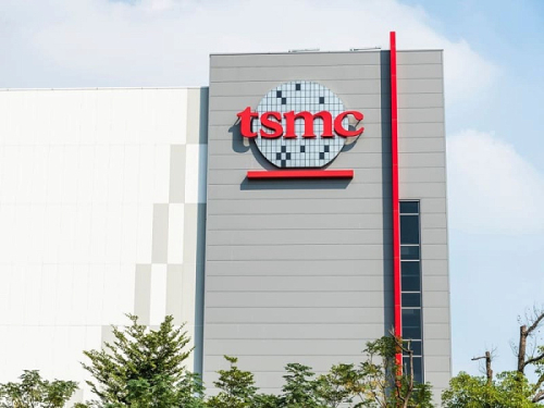 Огромные инвестиции TSMC в расширение производства не помогут удовлетворить текущий спрос