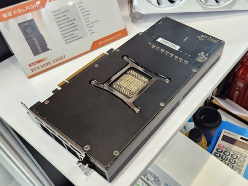PELADN привезла на COMPUTEX 2026 видеокарту GeForce RTX 5090 с турбинным охлаждением