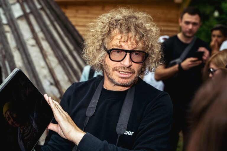 «Как миллиардер под кайфом»: режиссер «Звездных войн» Гарет Эдвардс высказался в поддержку искусственного интеллекта.