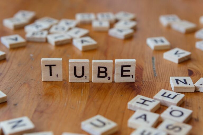 Говорит и показывает ЦОД Rutube (входит в «Газпром-Медиа Холдинг») займётся…