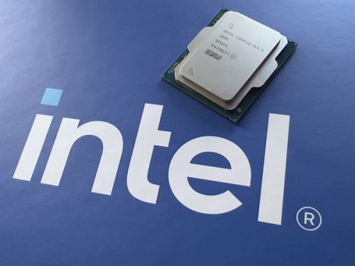 Рассматриваем первую фотографию контактной площадки процессоров Intel Nova Lake