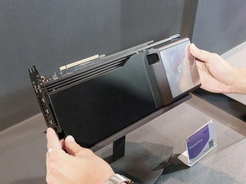 Устройство Cooler Master MasterFlow защищает процессор от горячего воздуха видеокарты
