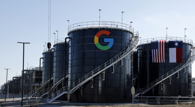 Развитие искусственного интеллекта компанией Google привело к увеличению потребления электроэнергии на 37% в 2025 году.
