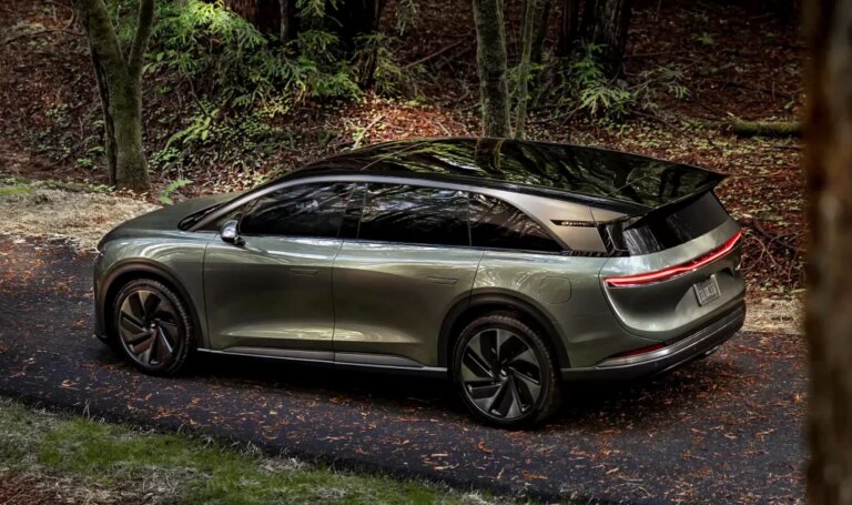 Компания Lucid Motors опровергает сообщения о том, что рассматривает возможность банкротства.
