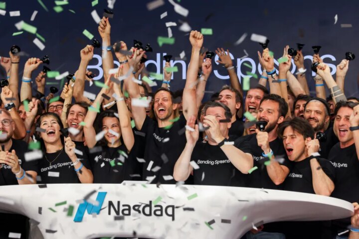 После IPO на сумму 18 миллиардов долларов основатель компании Bending Spoons утверждает, что успех достигается за счет минимизации влияния удачи.