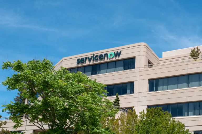 Компания ServiceNow инвестирует 40 миллионов долларов в индийского специалиста по банковскому программному обеспечению для расширения своего присутствия в сфере финансовых услуг.