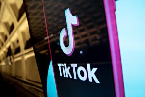 Пользователи TikTok не так сильно влияют на свои рекомендации, как им кажется.
