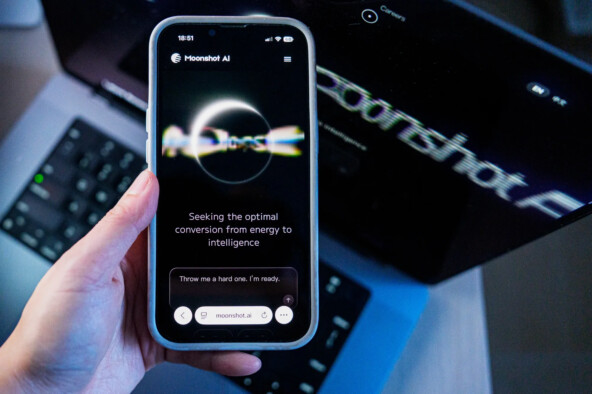 Китайская Moonshot AI привлекла $3,5 млрд на фоне успешного релиза модели Kimi K3 — до этого она планировала раунд на $1-2 млрд