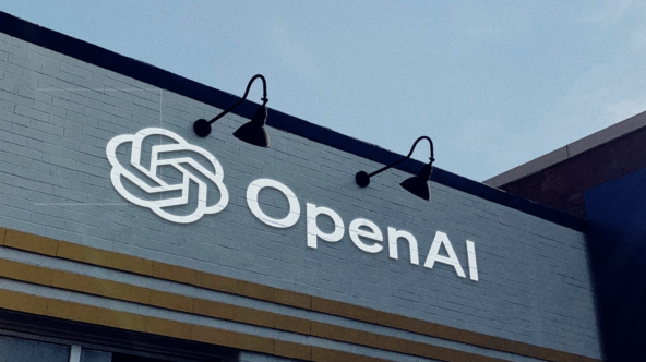 OpenAI начала обсуждать передачу 5% компании правительству США — FT
