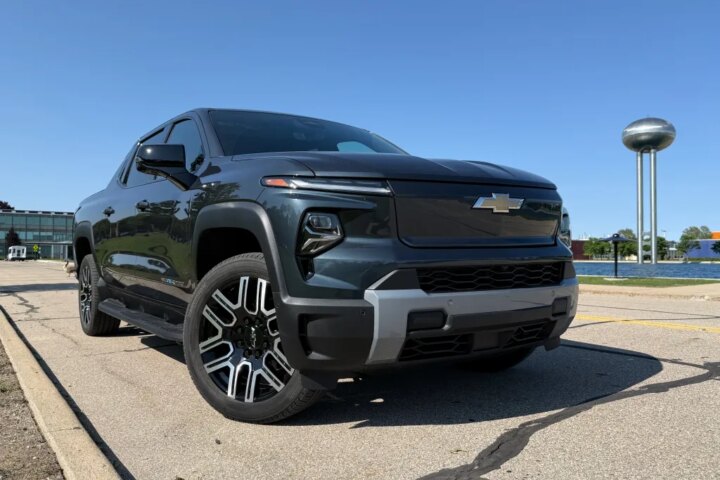 Компания Chevrolet создала полностью американский электромобиль-грузовик — почему же его никто не покупает?