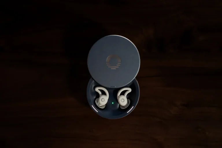 Наушники Ozlo Sleepbuds 2 развивают традиции линейки наушников для сна от Bose.