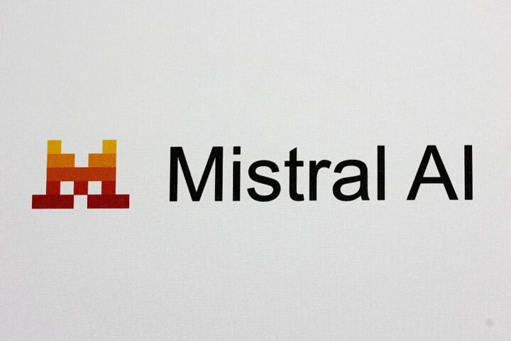Что такое Mistral AI? Все, что нужно знать о конкуренте OpenAI.