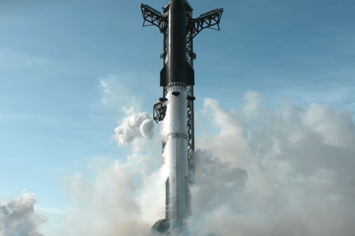 Компания SpaceX внезапно прервала второй запуск Starship V3 после запуска двигателя.
