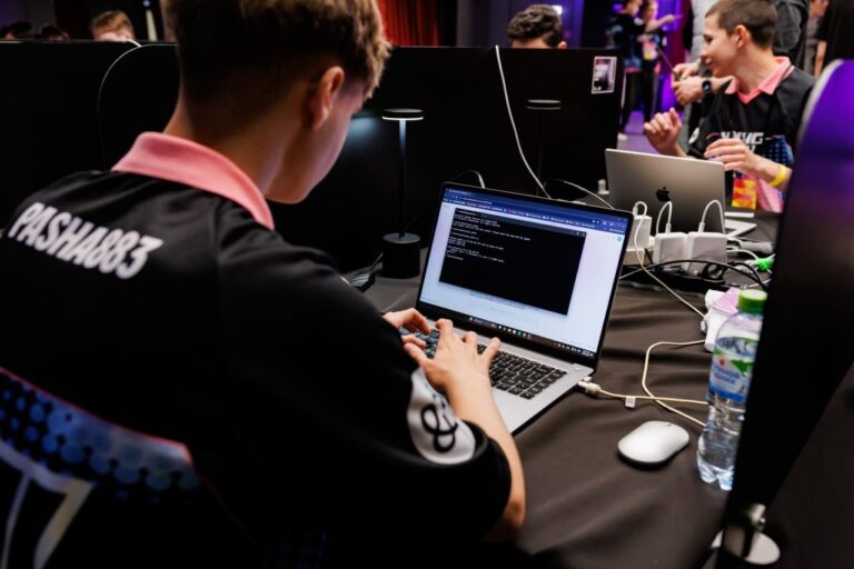 Международную олимпиаду по ИИ впервые проведут на российской платформе —…