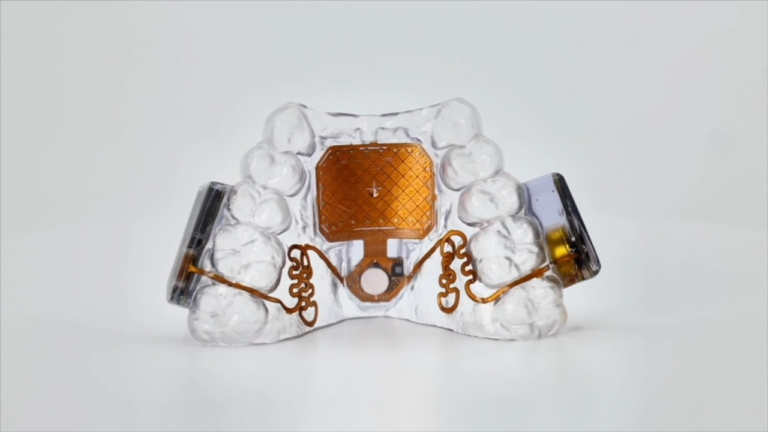 Кажется, мышки скоро станут не нужны. Augmental выпустила MouthPad — умную капу с…