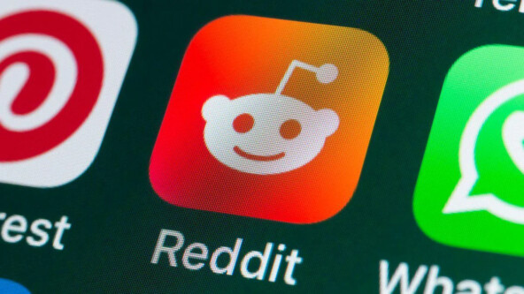 Reddit начал тестировать функции генерации коротких видео и озвучки для текстовых публикаций