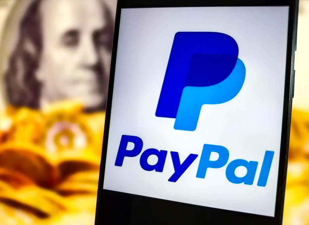 Переговоры о продаже PayPal компаниям Stripe и Advent набирают обороты.