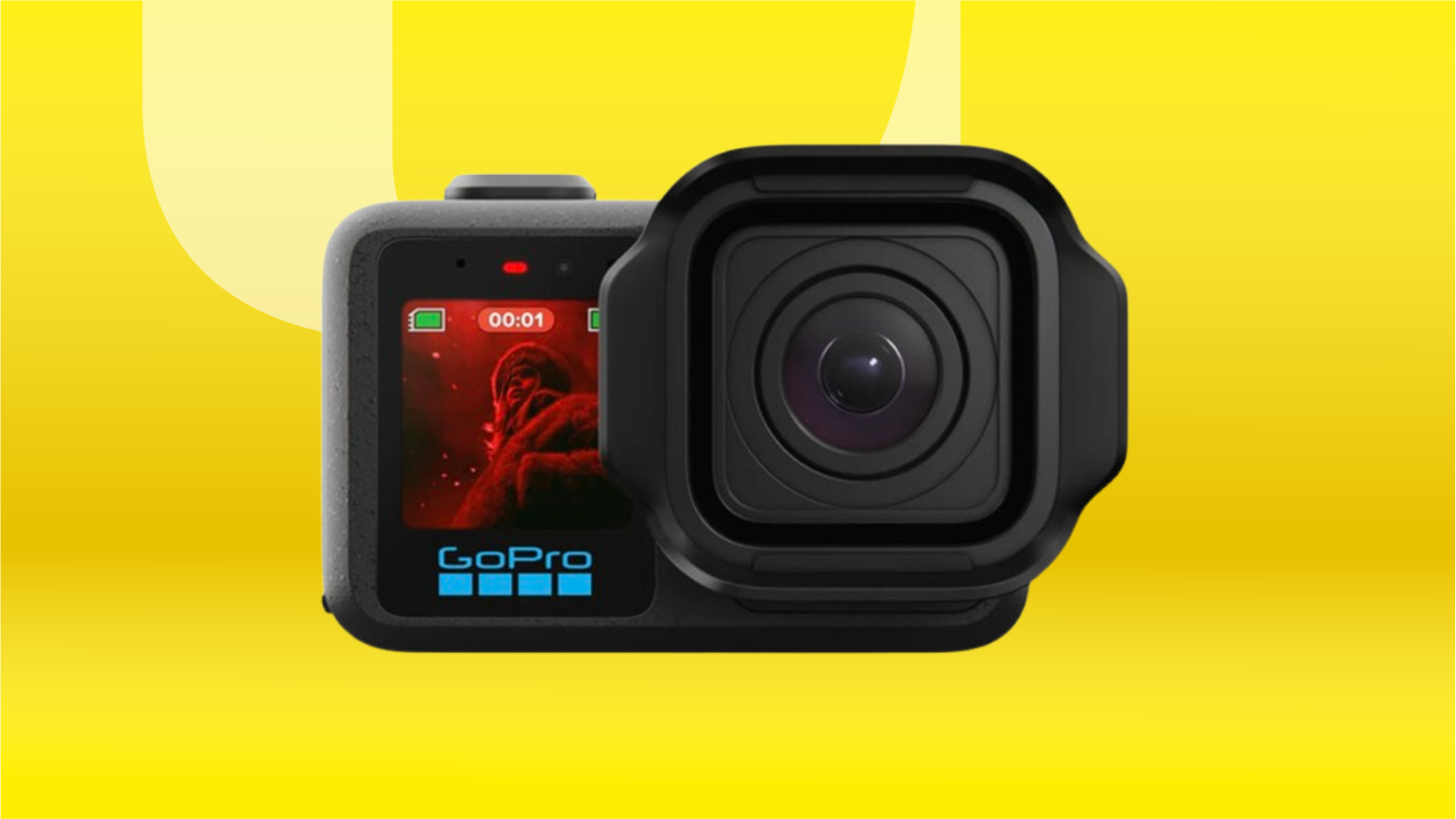 Черная камера GoPro на желтом фоне CNET.