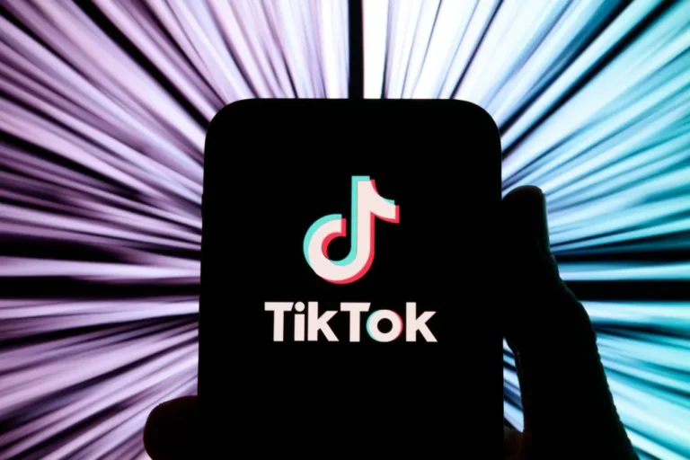 Согласно сообщению, TikTok изучает возможность осуществления платежей между физическими лицами через личные сообщения.