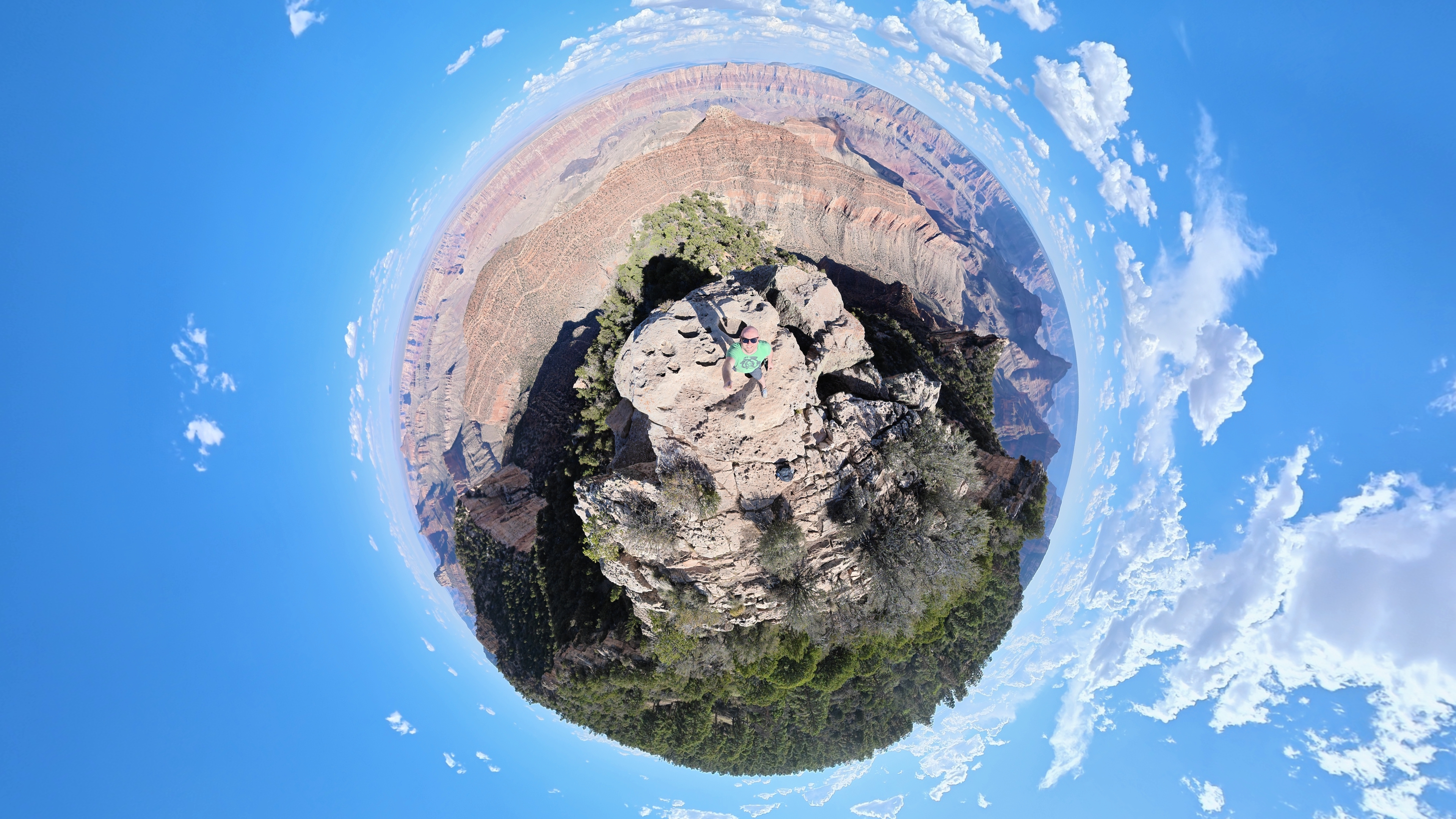 Лучшая 360-градусная камера в целом