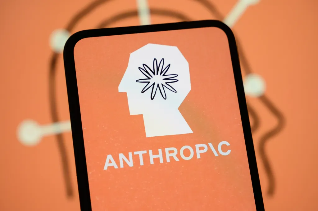 Годовой доход компании Anthropic вырос до 65 миллиардов долларов.