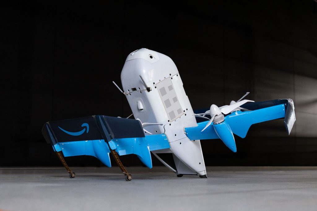 Автономные дроны Amazon Prime Air появятся в 500 городах США.