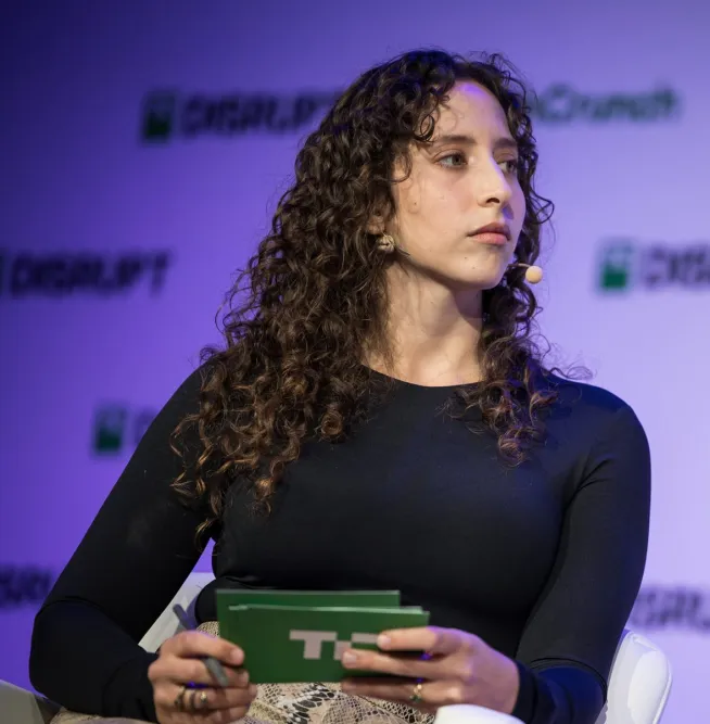 Компания Neocloud Lambda привлекла заемные средства в размере 1 миллиарда долларов для покупки дополнительных микросхем. 2 Ребекка Беллан