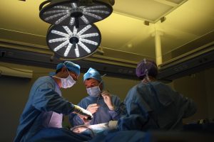 В США время ожидания операций по удалению раковых опухолей становится все дольше.