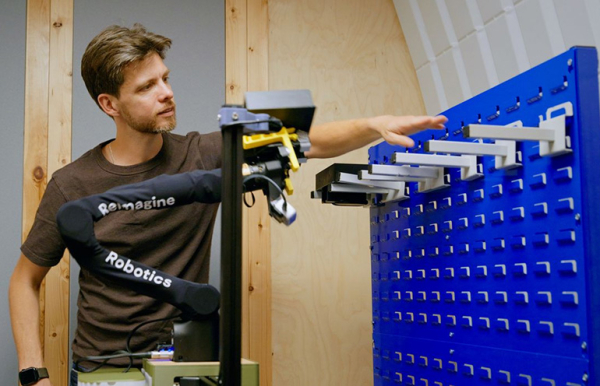 Reimagine Robotics выходит из скрытности с роботами, которые «обучаются на работе»