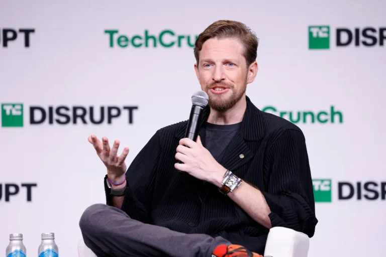 Совет директоров Automattic вынудил генерального директора Мэтта Малленвега уйти в отпуск.