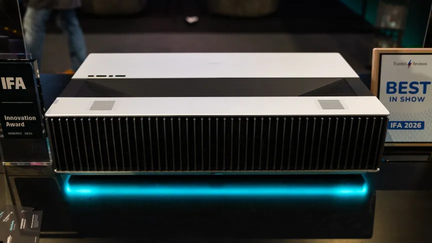 Проектор AWOL Vision LuxVision на выставке IFA 2026.