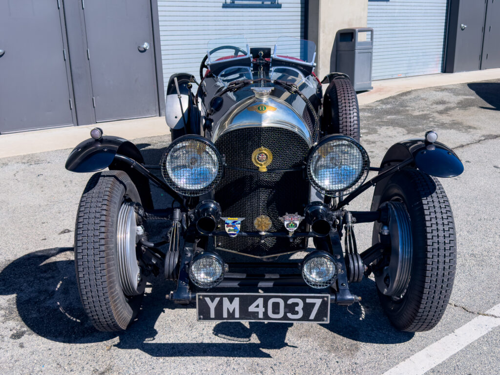 Bentley Super Sports 1926 года с кузовом от Jarvis из Уимблдона, вид спереди.