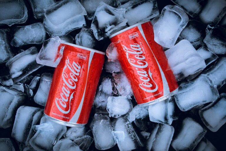 Компания Coca-Cola использует искусственный интеллект для улучшения процесса оформления заказов в розничных магазинах Малайзии.