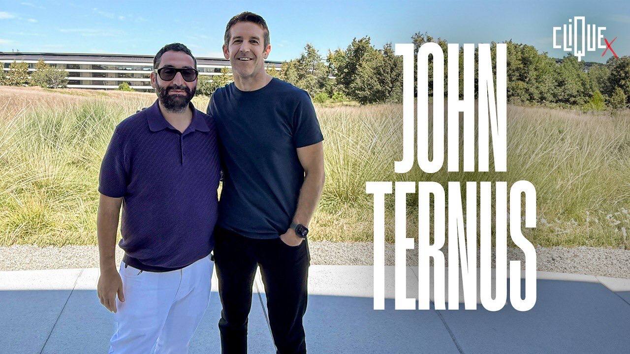 Джон Тернус дал интервью французскому ток-шоу Clique на Canal+ после…