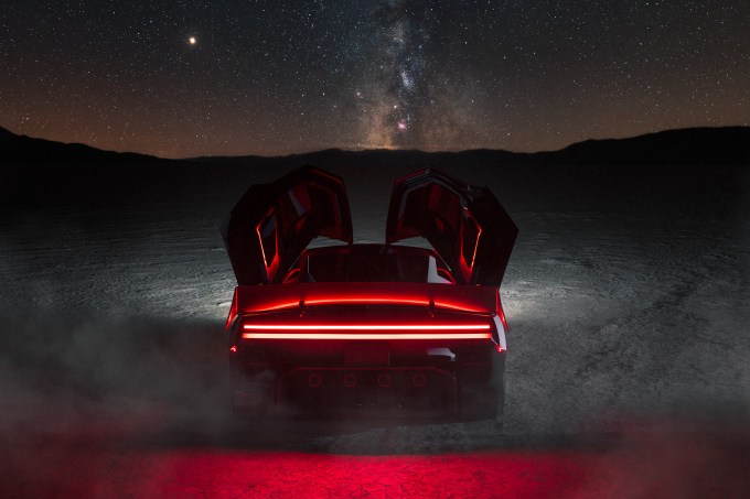 Tesla представила Roadster, работающий на энергии SpaceX, который летает и падает со стилем. 6 199e6876449d0e501c478336e1a641b8